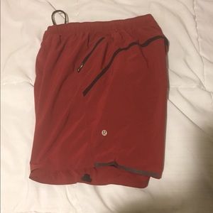 Lululemon surge shorts w/liner